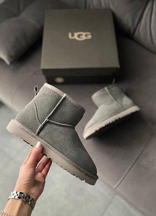 Чоловічі кросівки ugg classic mini grey 2.0