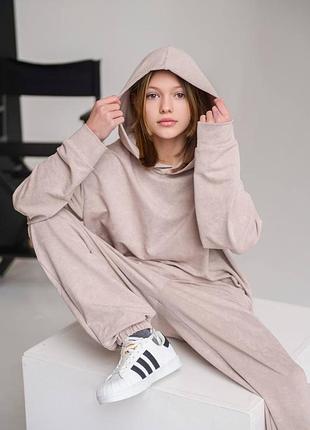 Костюм підлітковий