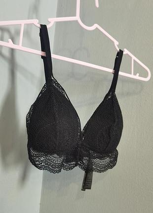 Брендовый кружевной бюстгальтер бралет размера 75a