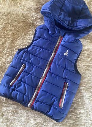 Безрукавка жилетка для хлопчика 2-3 роки