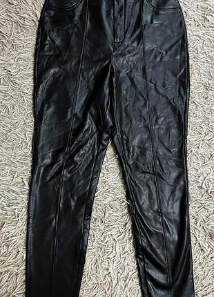 Жіночі шкіряні штани