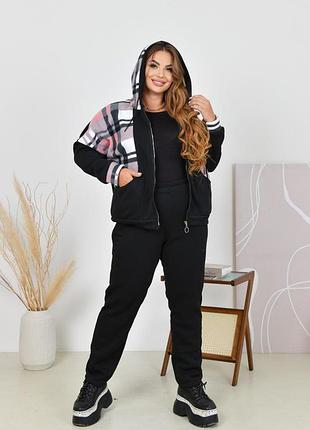 Костюм жіночий