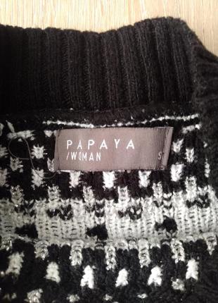 Красивий чорний светр з скандинавськими узорамиами5 фото