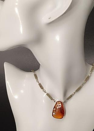 Винтажное ожерелье с подвеской из янтаря