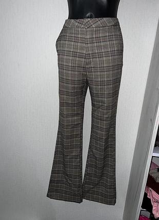Стильні осінні брюки кльош cropp в стилі дербі
