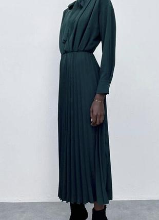 Платье плиссе