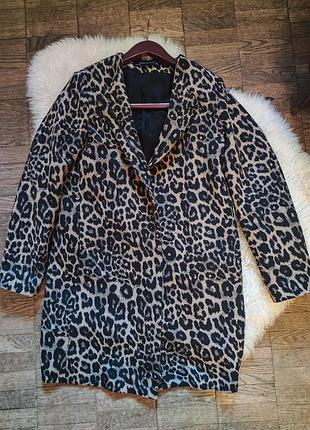 Пальто zara с анималистическим принтом из вискозы на молнии, размер s