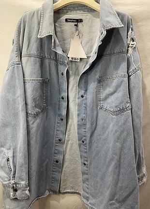 Жіноча джинсова куртка