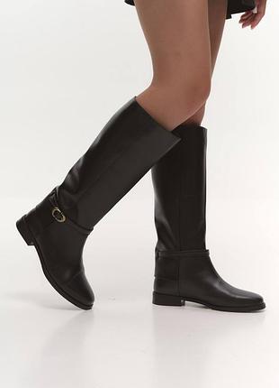 Женские черные сапоги
