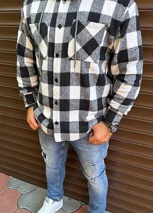 Теплая рубашка в клетку с капюшоном в цветах