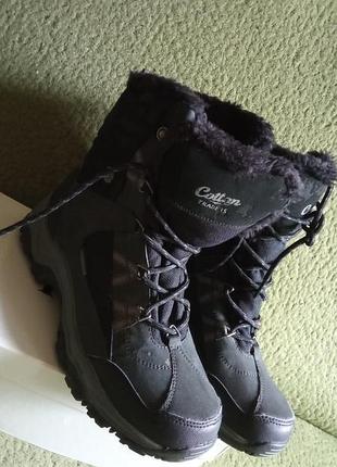 Водонепроницаемые ботинки