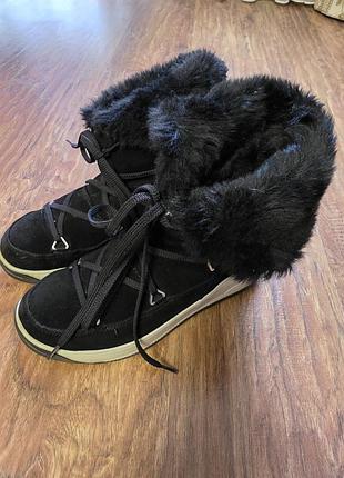 Зимові уггі emporio armani 38р.