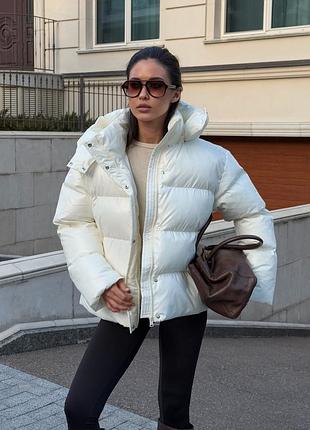 Пуховик білий