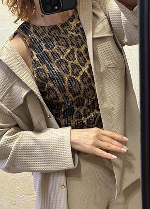 Жіночий костюм комплект