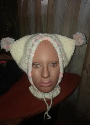 Вязанная шапочка