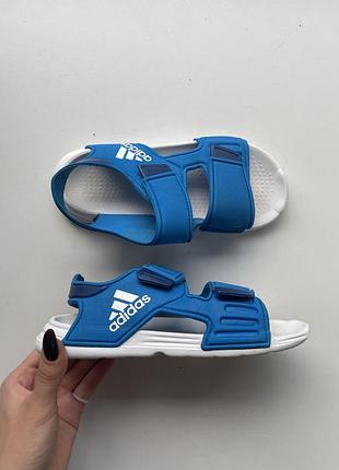 Босоніжки adidas