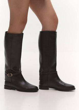 Чорні натуральні шкіряні демісезонні демі осінні чоботи з ремінцем пряжкою шкіра осінь шоколад