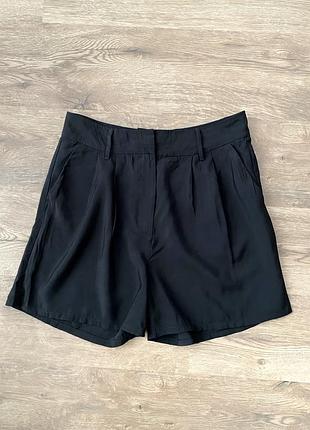 Чорні шорти з високою посадкою primark