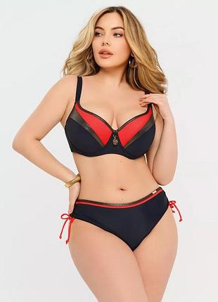 Яскравий стильний купальник