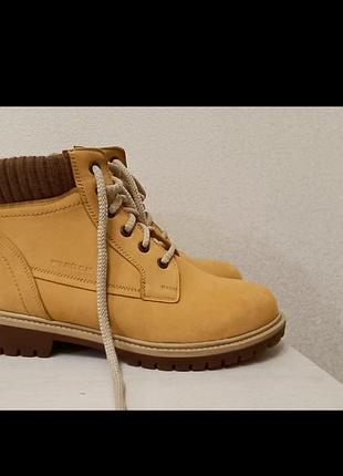 Женские ботинки из натуральной кожи