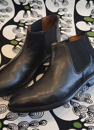 Чорні черевики челсі clarks. розмір — 41,5, 27,5 см