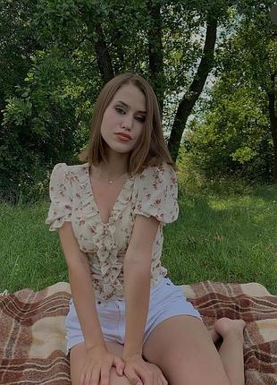 Квітковий топ, квіткова блуза