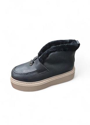 Зимние ботинки из натуральной кожи