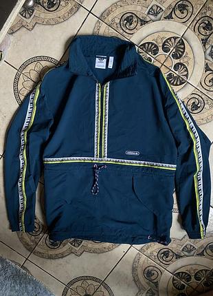 Мужская куртка анорак ветровка adidas taped anorak jacket