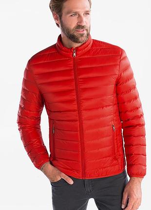 Яркий демисезонный пуховик из нитеньки с сайта c&amp;a, размер s