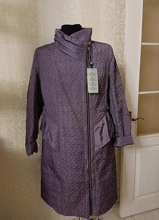 Пальто демисезонное легкое