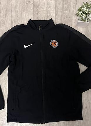 Легка вітровка найк