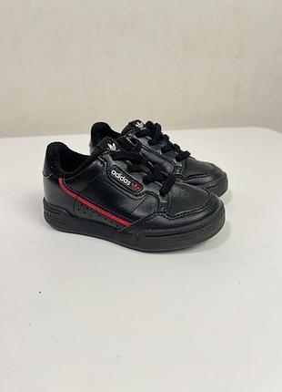 Дитячі шкіряні чорні кросівки adidas, розмір 23