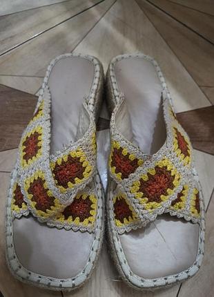 Шльопанці брендові