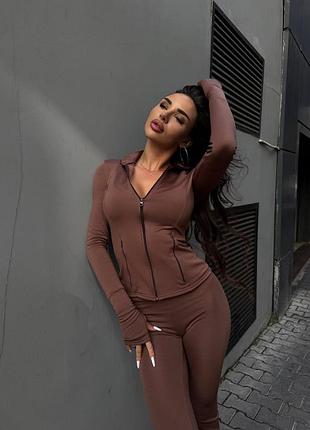 Стильный термо костюм