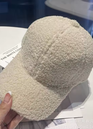 Кепка меховая белая зимняя кепка шапка шапка кепка тедди бежевого цвета из овечьей шерсти кепка овечка на зиму молочная