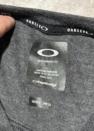 Мужская футболка от oakley l размер