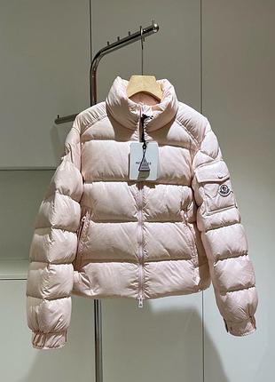 Пуховийк рожевий у ст moncler