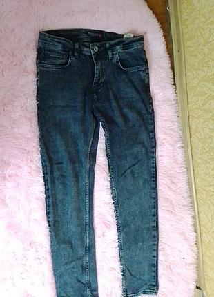 Джинсы мужские
высота 105 см
талия 86 см