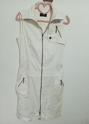 Белое платье на молнии от ivo nikkolo