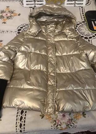 Куртка на дівчинку 140 см