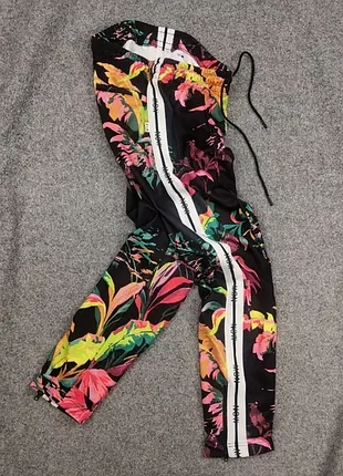 Чоловічі спортивні штани nike nsw sportswear black floral print з принтом квітів чорні оригінал  спортівки