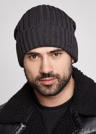 Мужские зимняя теплая шапка с ремешком на флисе фума