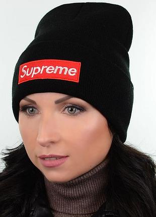 Молодіжна шапка лопата з вишивкою суприм supreme