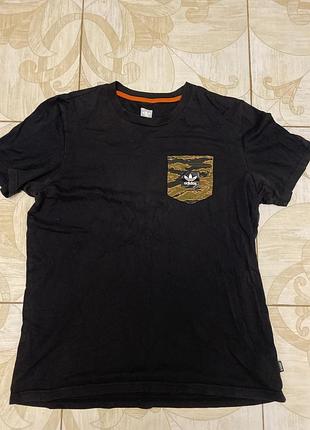 Футболка adidas
