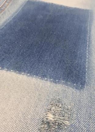 Интересные контрастные плотные джинсы с латками и рванками esmara5 фото