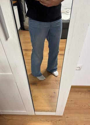 Джинсы женские синие голубые широкие трубы клеш длинные h&amp;m, размер l - xl.