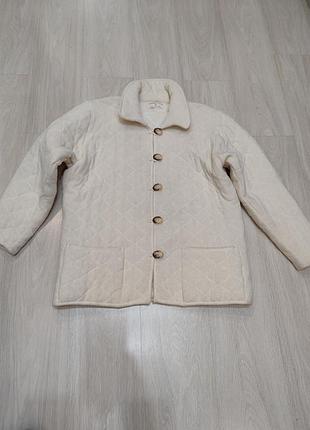 Куртка женская стеганая,размер 38-40,100%котон,молочного цвета