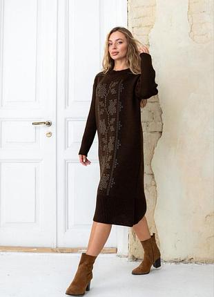 Теплое женское вязаное платье