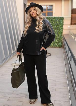 Стильний жіночий брючний костюм