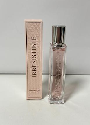 Givenchy irresistible very floral парфумована вода